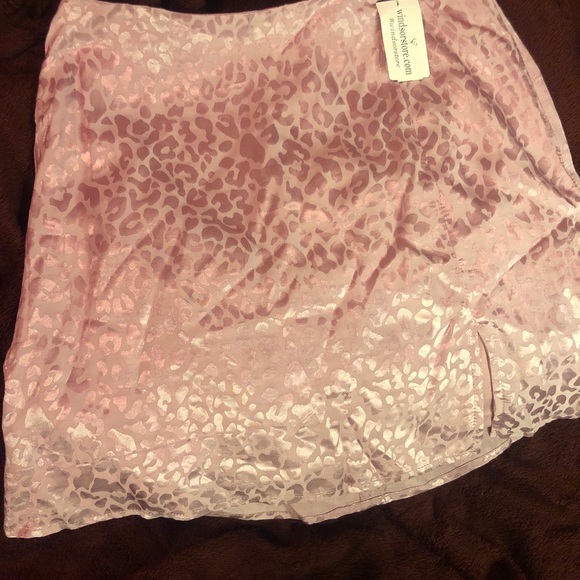 Skirt - Picture 3 of 3